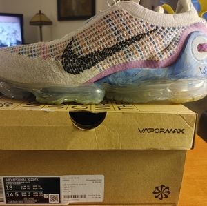 Nike VAPORMAX Flyknit  2020 size 13
